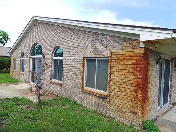 5th image of 5601 Japonica Ave