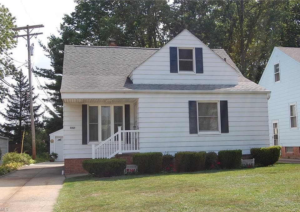 1st image of 5821 E 135th St