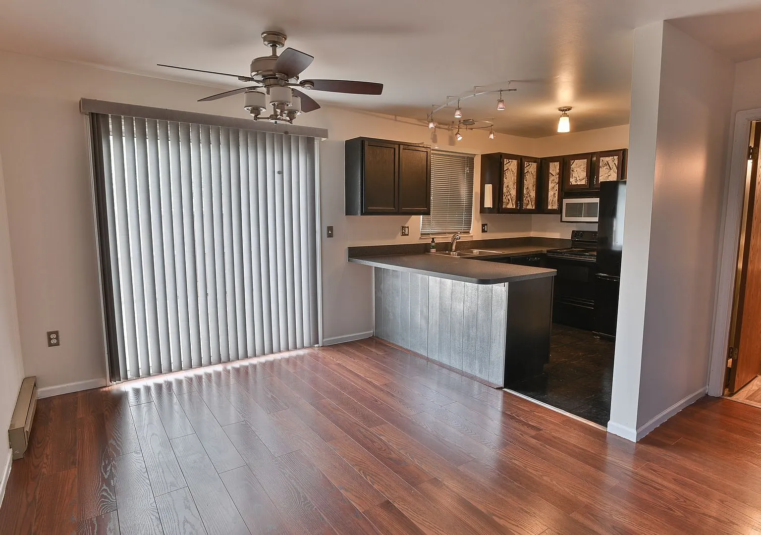 Townhouse in Highspire — Photo 4