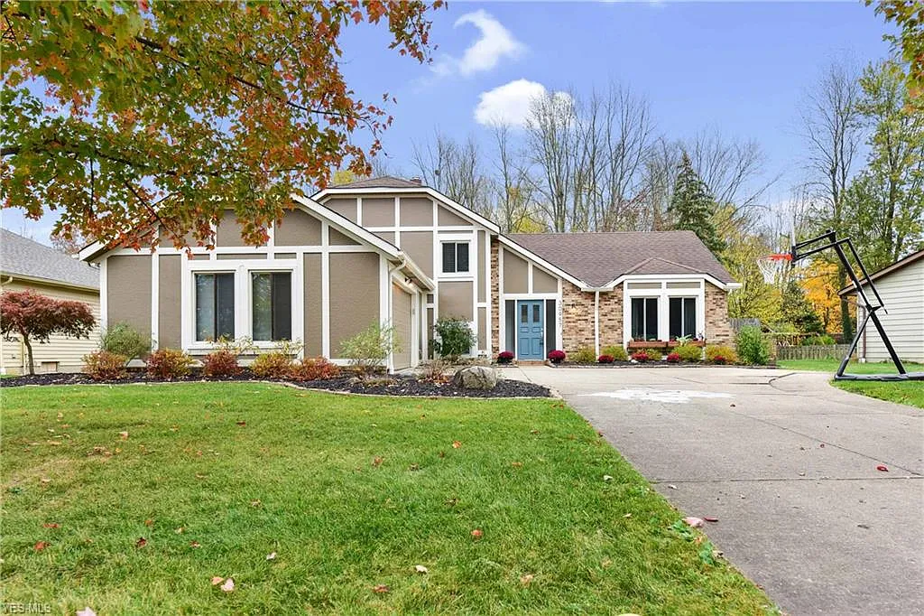 30957 Windy Hollow Ln photo 1