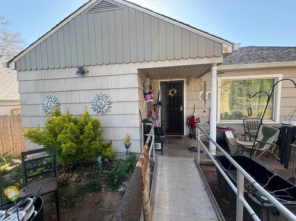 312 Herzog Blvd, Yreka, CA 96097