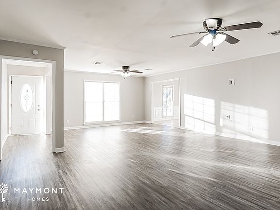 3rd image of 204 Navajo Dr