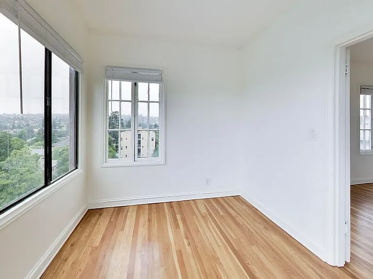 3719 Emerson St #9 — Photo 13