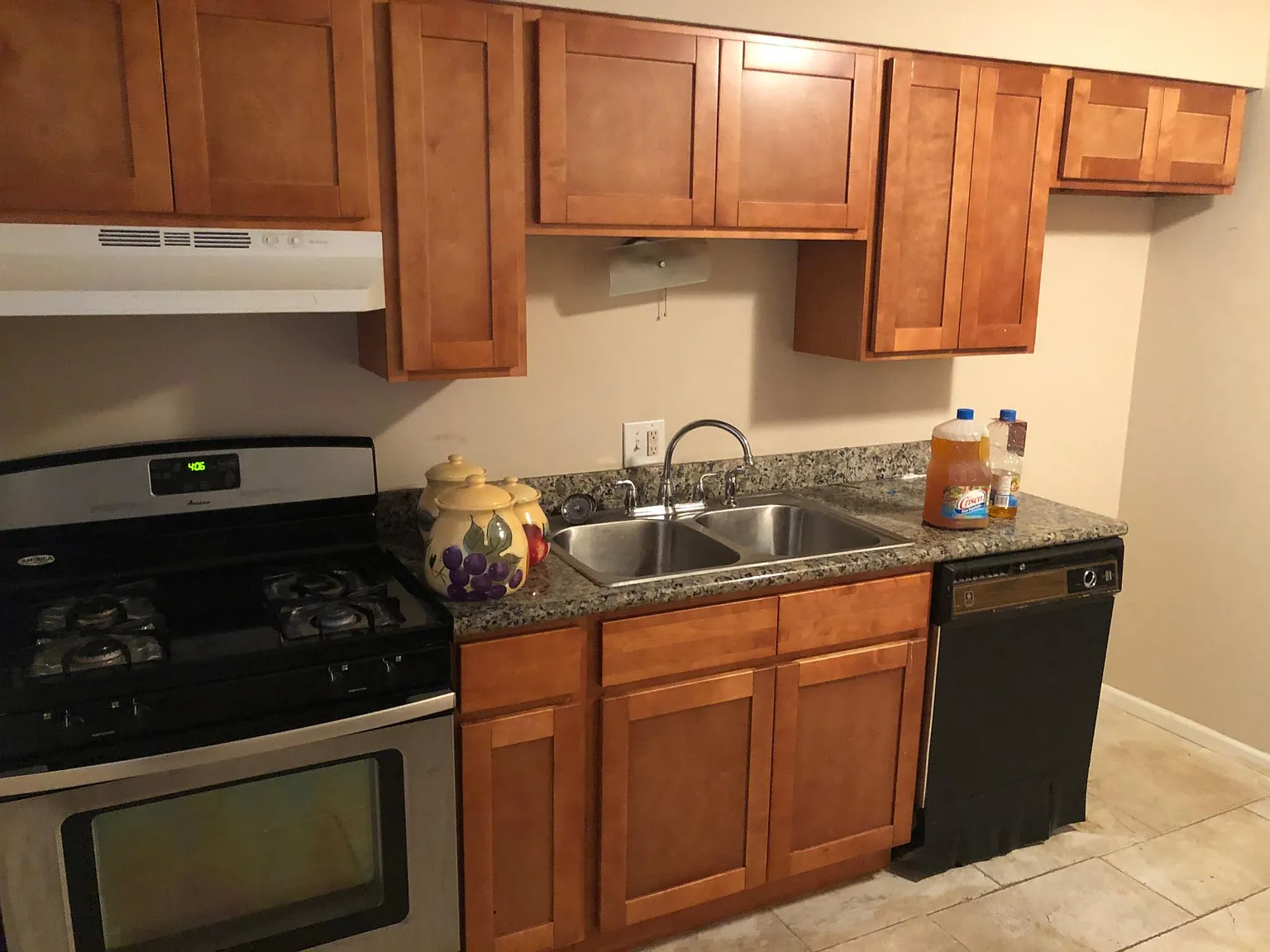 4524 Country Ln — Photo 2
