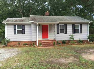 886 Greenville St, Pendleton, SC 29670