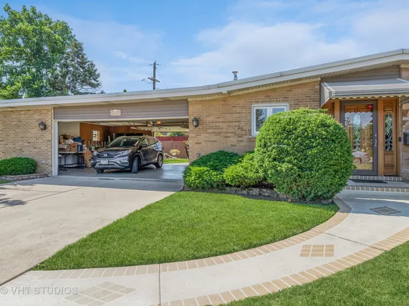 7953 W Gunnison St, Norridge, IL 60706