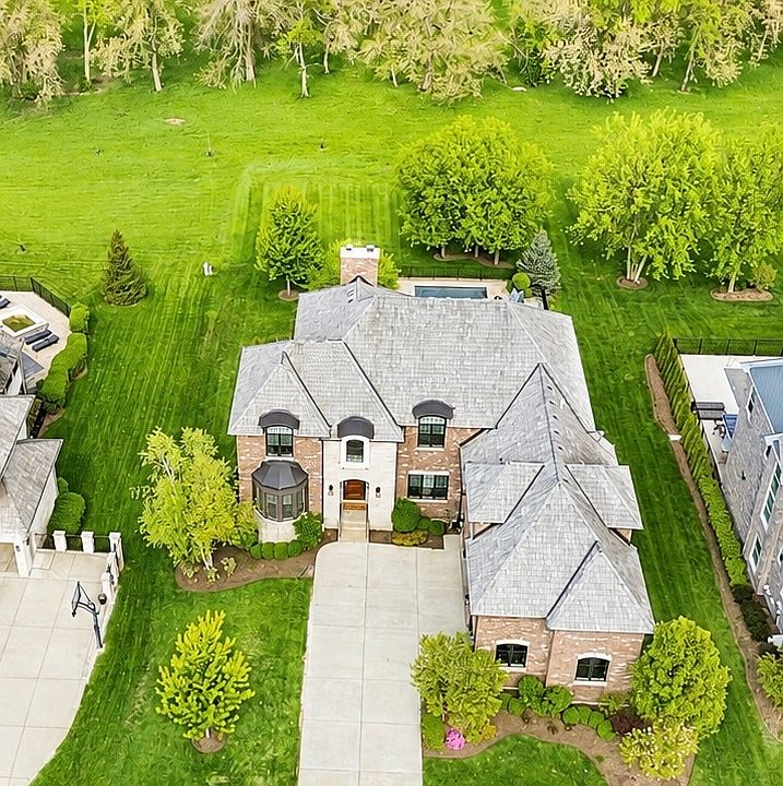 1744 Lake Charles Dr, Vernon Hills, IL 60061 | Zillow