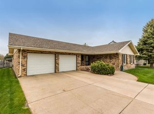 521 S Bare Ave, North Platte, NE 69101