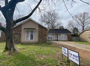 6695 Greenbark Dr, Memphis, TN 38115