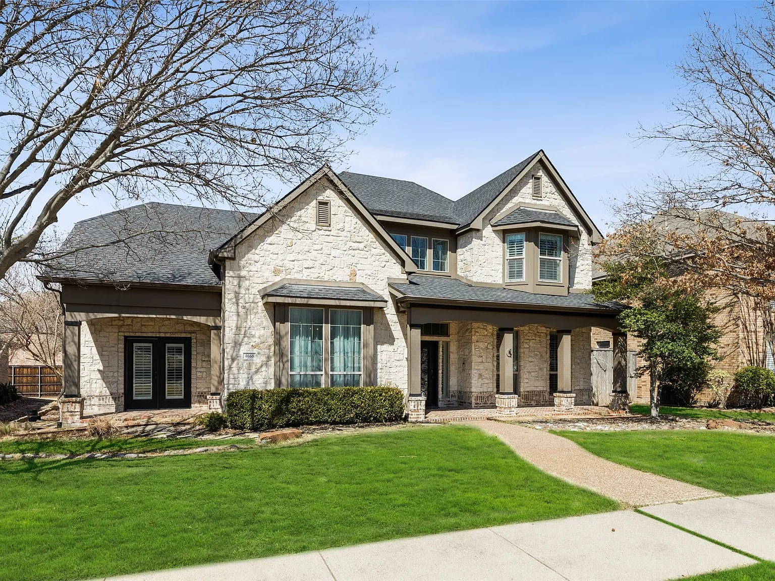4 bed, 3.5 bath, 3303 sqft, $4,000 — Photo 3