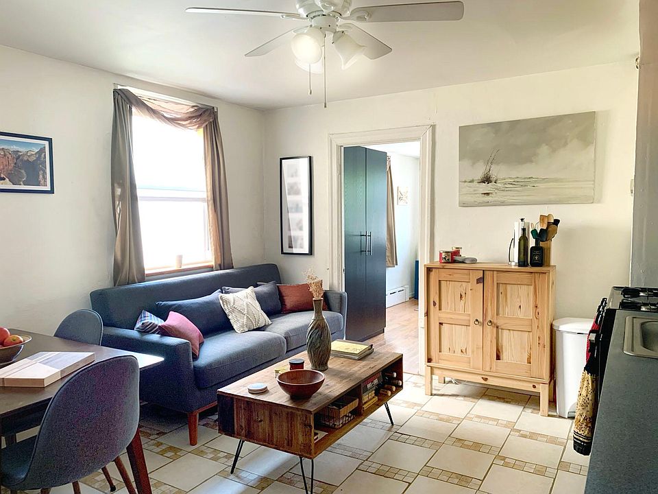 1st image of 625 Catharine St #2FR