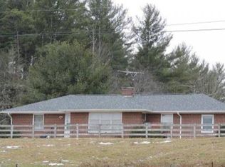 38 Far Off Ln, Independence, VA 24348