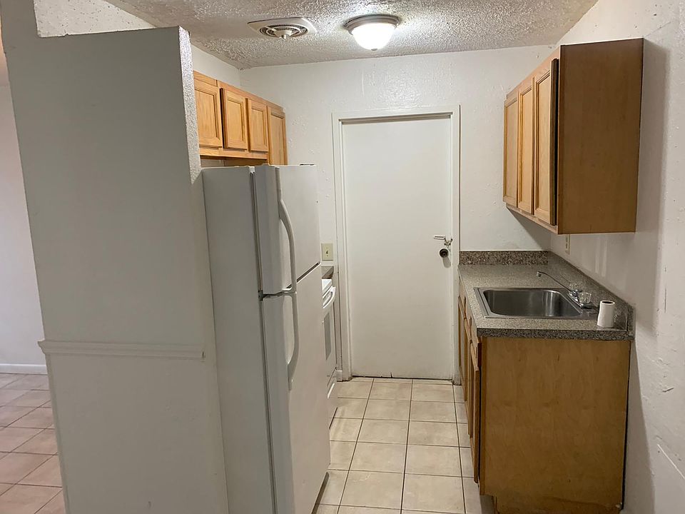 1st image of 7026 Ponce De Leon Ave #1-A