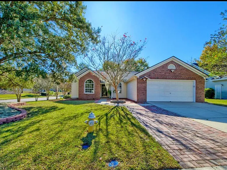 7186 Windmill Creek Rd — Photo 2