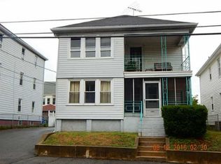 206 Kenyon Ave, Pawtucket, RI 02861