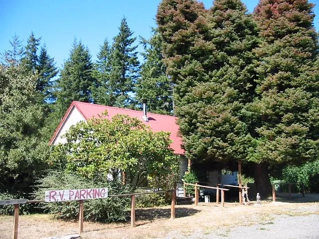 47422 Highway 101 photo 1