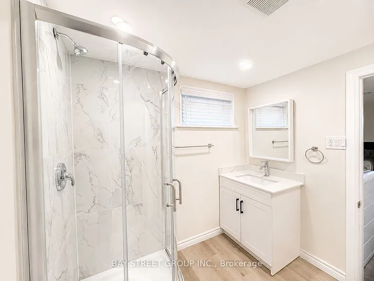 808 10th Ave #BASEMENT — Photo 13