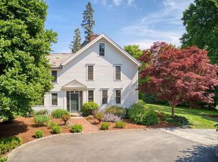 28 Fairbanks St, Harvard, MA 01451