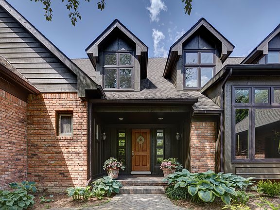 2nd image of 6580 Bloomfield Ln
