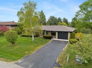 403 Hillview Dr, Petoskey, MI 49770