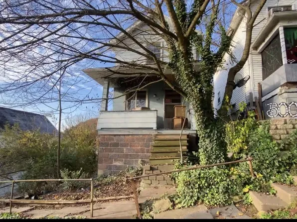 315 Harrison Ave, East Vandergrift, PA 15629