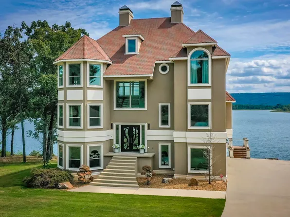 212 Lochland Dr, Greers Ferry, AR 72067