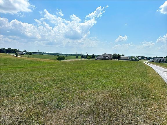 5th image of 1440 Ardemagni Rd