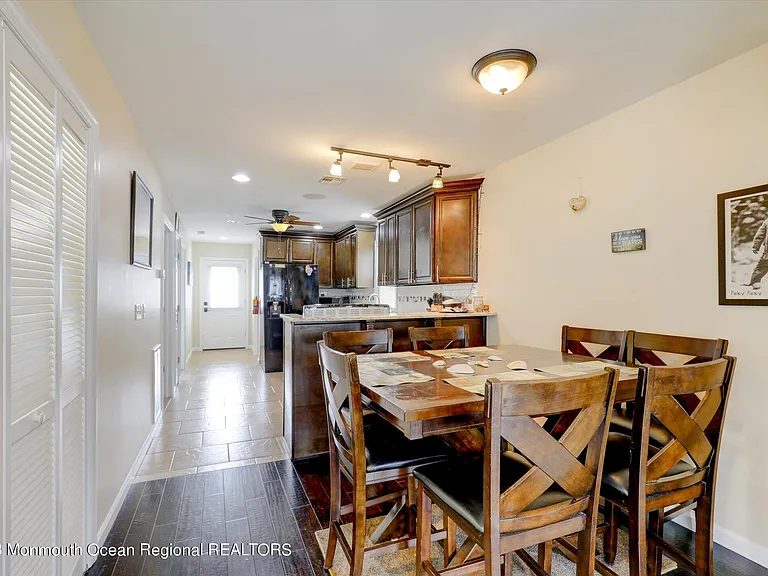 120A Randall Ave #A — Photo 12