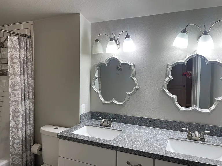 4073 Potomac Ave — Photo 12