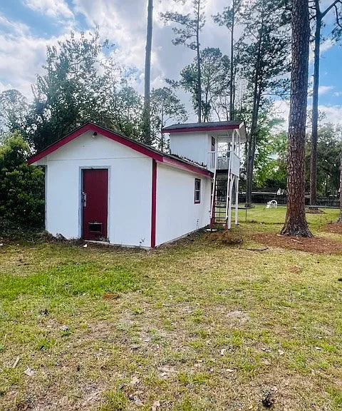 908 Habersham Rd — Photo 16