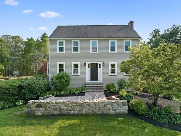 281 Summer St, Norwell, MA 02061