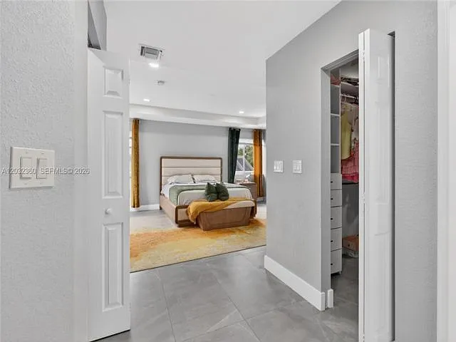 2167 SW 176th Ter — Photo 5