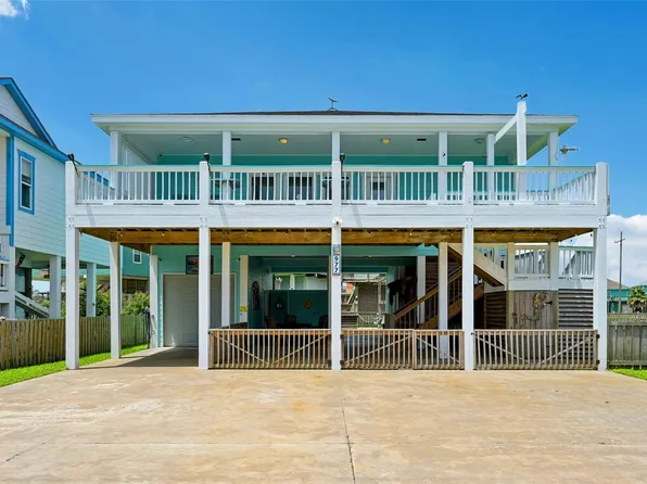 977 Bahama Dr, Crystal Beach, TX 77650