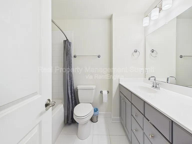 1241 Old Trail Dr — Photo 20
