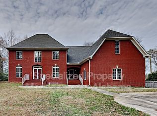 1564 Berry Rd, Birmingham, AL 35226