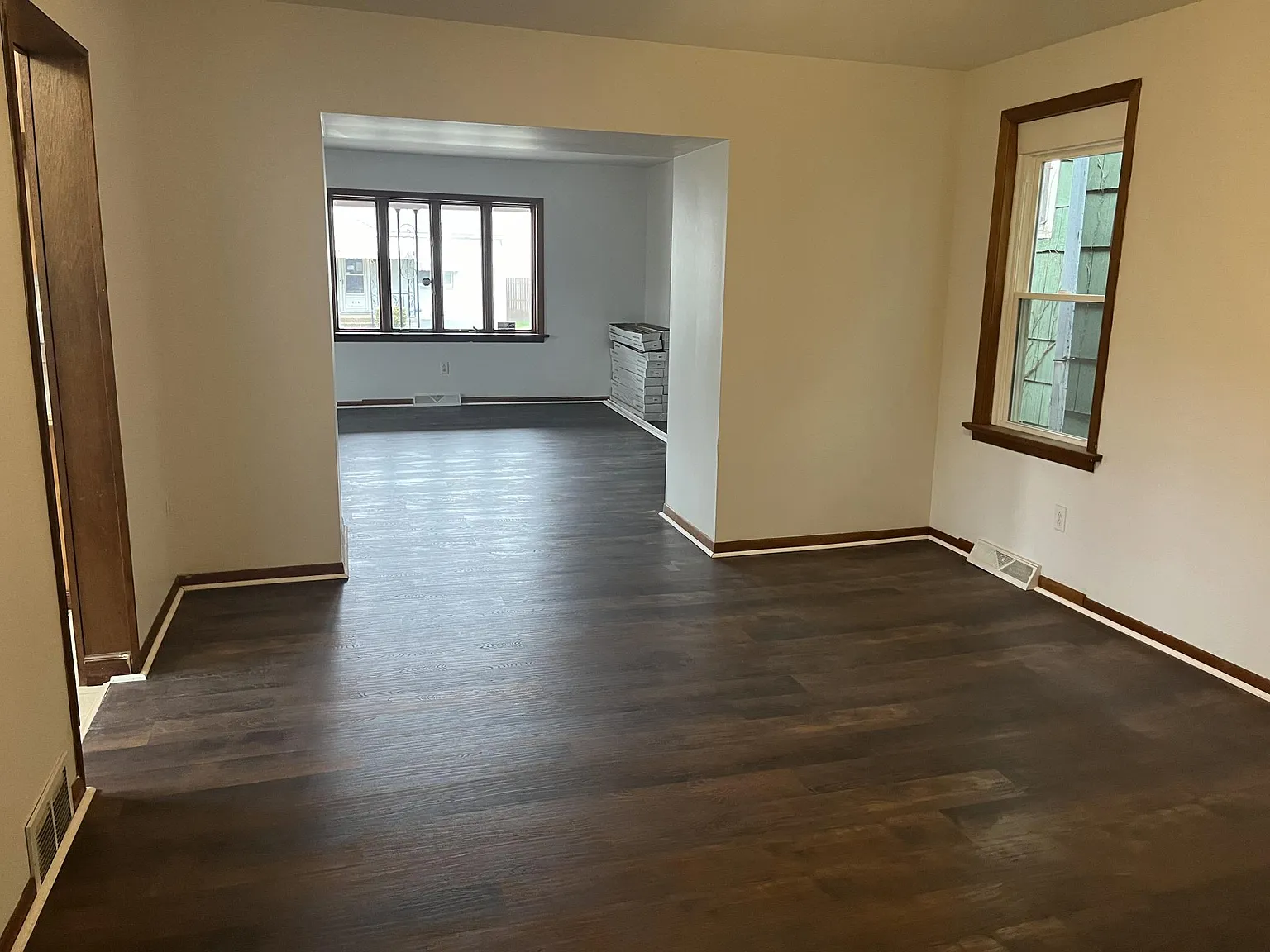 3 bed, 1500 sqft, $1,200 — Photo 1