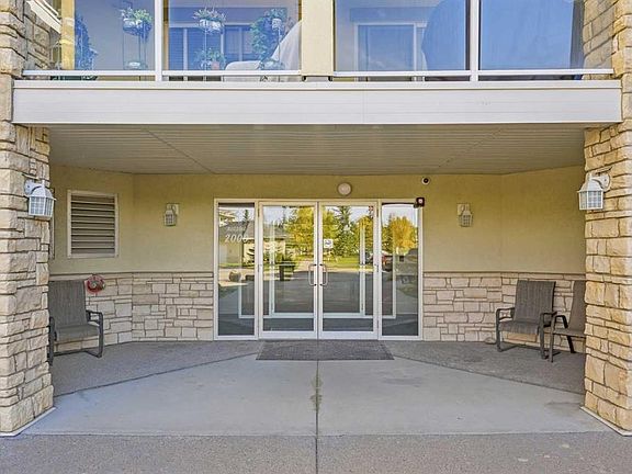 2nd image of 2518 N Fish Creek Blvd SW #2208