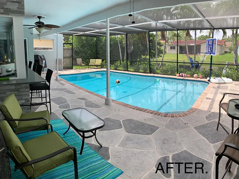 10497 NW 4th St — Photo 2