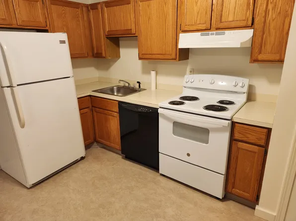 1374 Bucksport Rd, Ellsworth, ME