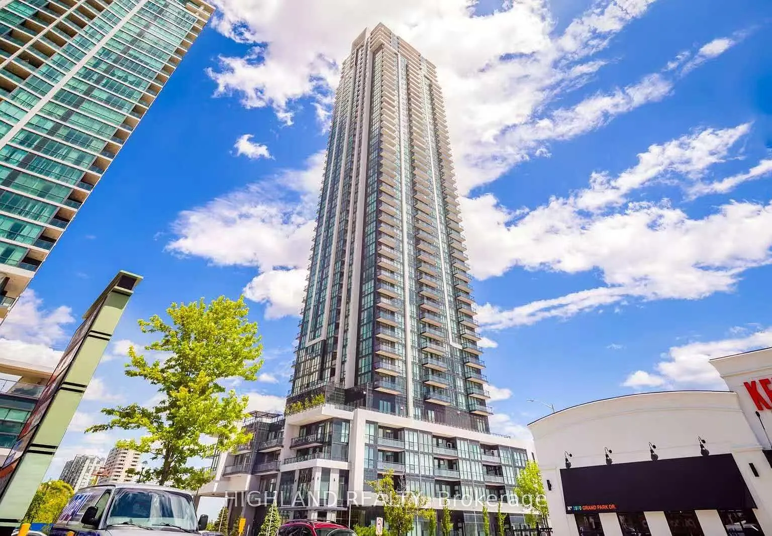 3 bed, $2,850 — Photo 1