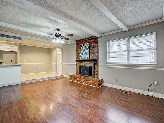 4th image of 301 SW 66th St