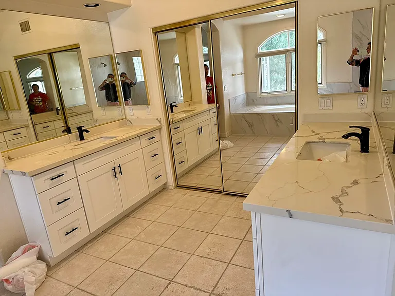 5362 Renaissance Ave — Photo 7