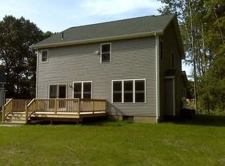 41 Connors Cv, Agawam, MA 01001