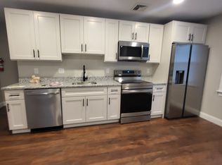 135 S Main St #4, Perkasie, PA 18944
