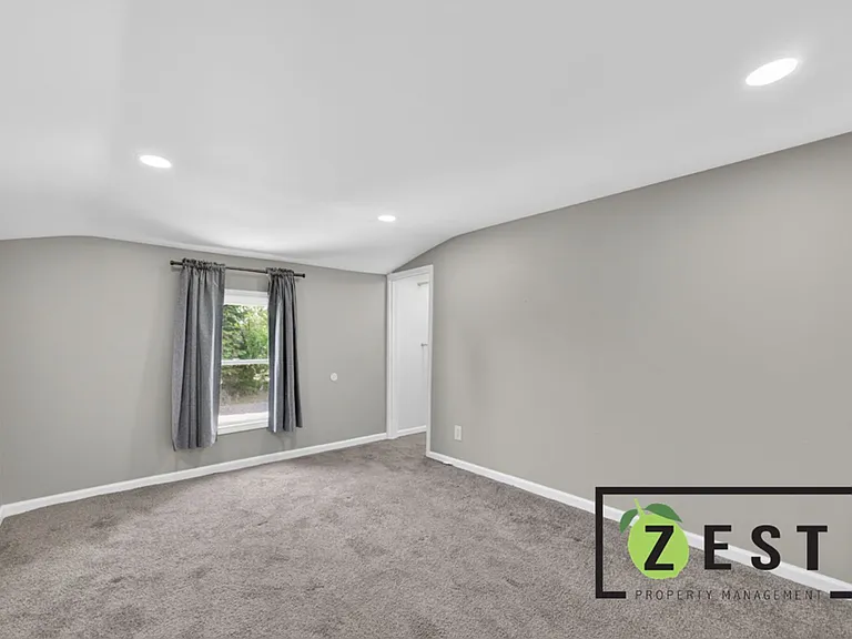11726 Deering St — Photo 17