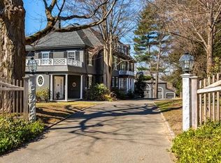 217 Randolph Ave, Milton, MA 02186