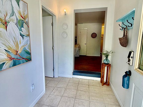 3rd image of 244 RAVENSWOOD Drive