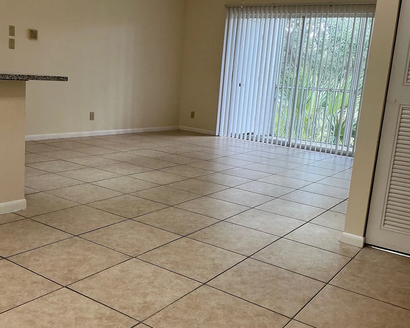 2 bed, 2.0 bath, 1018 sqft, $1,700 — Photo 4