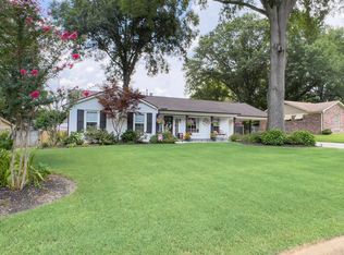 250 W Lawnwood Dr, Collierville, TN 38017