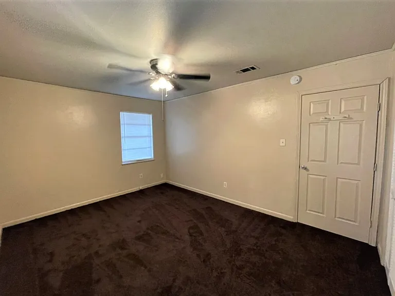 5030 Stardust Dr — Photo 15